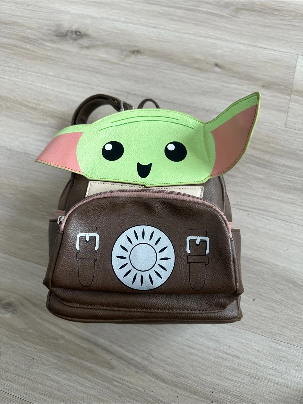 Loungefly - Exclusive The Mandalorian The Child Cosplay Mini Backpack